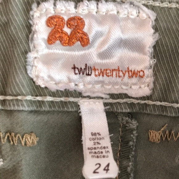 Twill Twenty Two shorts size 24 - Picture 3 of 6